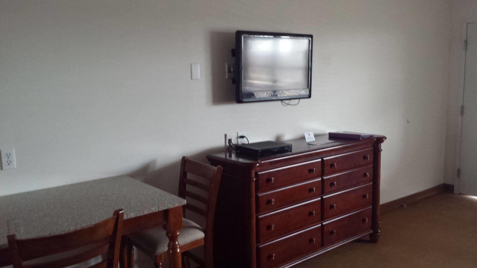Shore Stay Suites Cape Charles Eksteriør bilde