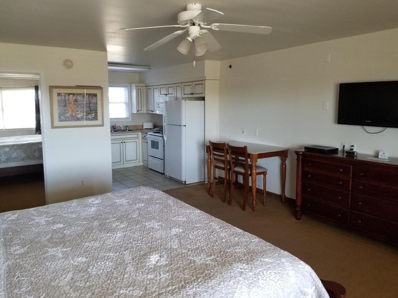 Shore Stay Suites Cape Charles Eksteriør bilde